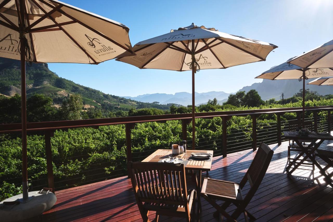 Alluvia Boutique Winery & Luxury Accommodation Stellenbosch Bagian luar foto The restaurant at the Château de Chaumont