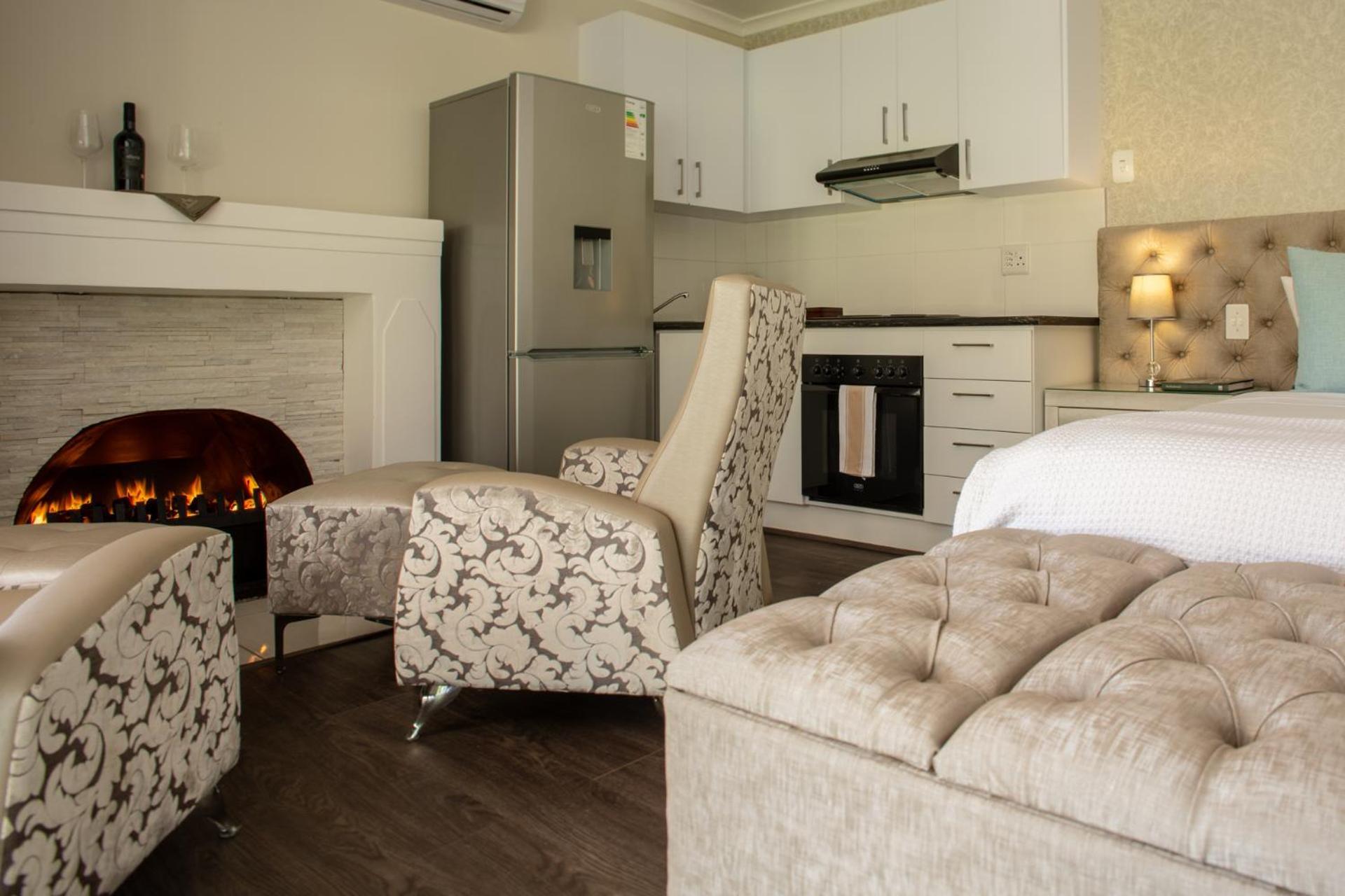 Alluvia Boutique Winery & Luxury Accommodation Stellenbosch Ruang foto A suite at the Cape Heritage